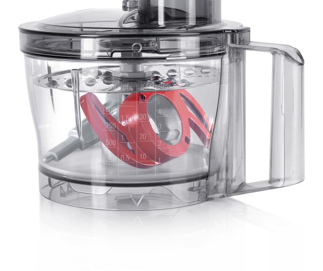 Trio applicaties met Bosch MCM3201B, deegverwerking, smoothie-bereiding en groentesnijding