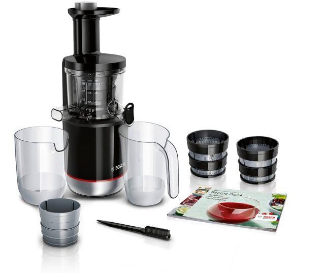 Bosch MESM731M slow juicer met verschillende fruit- en sapresultaten in glazen