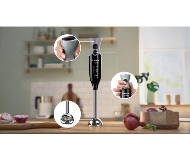 Bosch MSM67160 staafmixer in keuken met detail-circulaire van grip, knoppen en blender-voet in gebruik