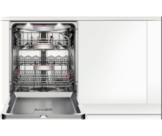De Bosch SMS88TI03E vaatwasser vrijstaand heeft een capaciteit van 14 standaard couverts