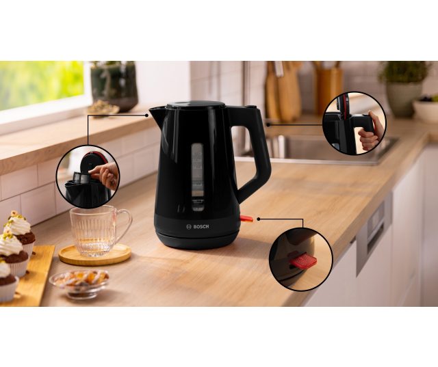 Bosch TWK1M123 waterkoker in keuken met detailweergave van tuit, handgreep en aan-uitknop