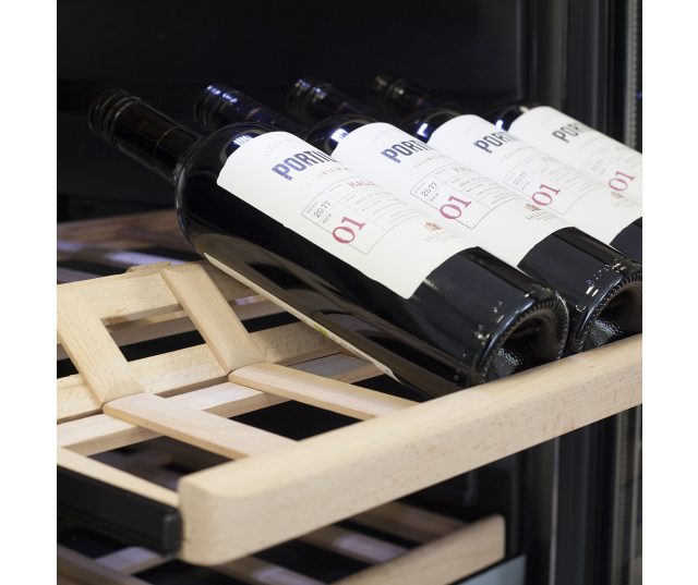Caso WineChef Pro 180 Black wijnkoelkast - 186 cm. hoog - zwart