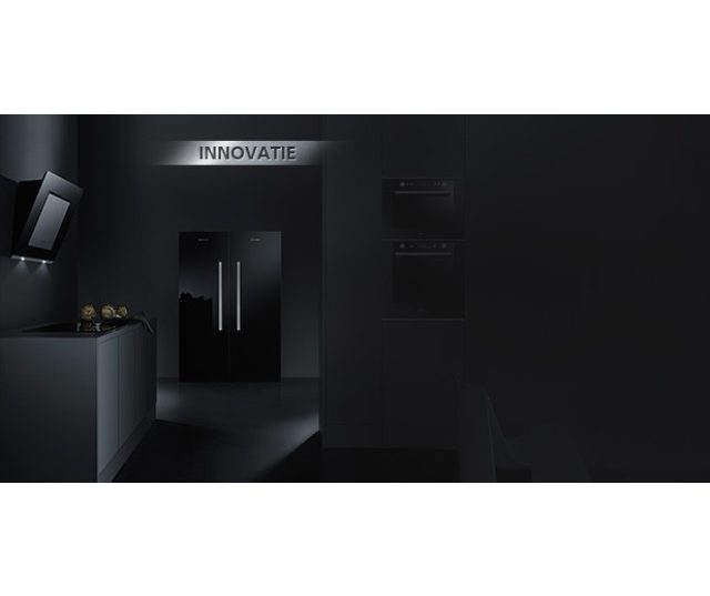 De Bauknecht EMCHD8145SW combi magnetron is afkomstig uit de KOMFORT BlackLine en perfect te combineren met de overige BAUKNECHT apparaten