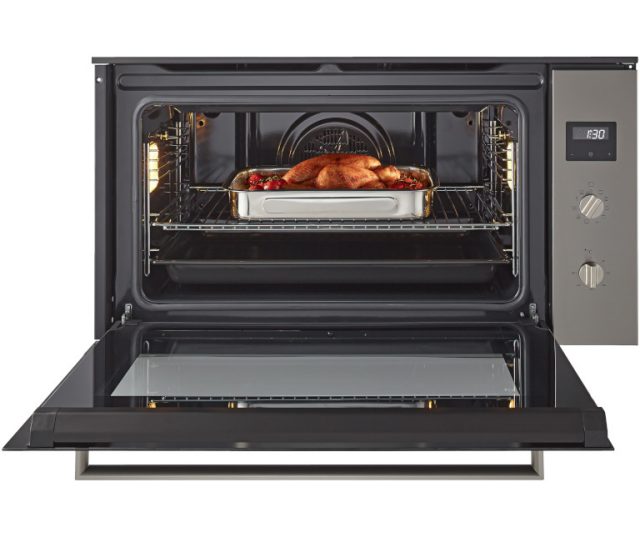 De Etna OM990RVS is multifunctioneel en heeft diverse functies
