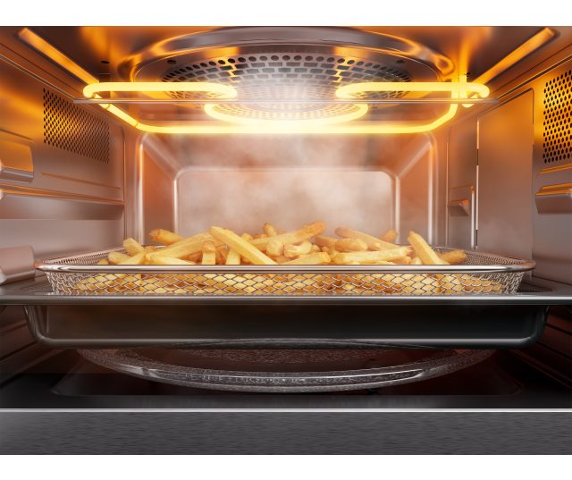 ETNA AMV826 magnetron interieur Airfry-functie met frites op grillschaal