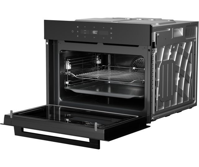 ETNA CM514GLS oven-magnetron perspectief met geopende deur en uitneembare delen