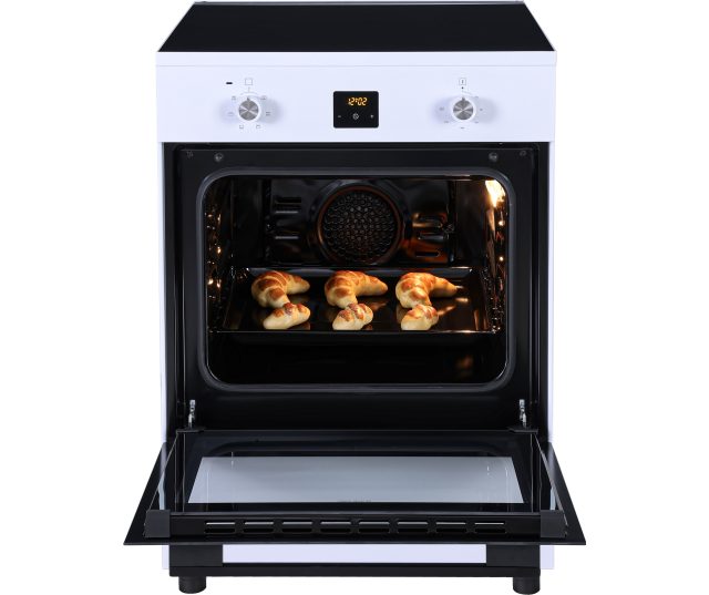 ETNA FI460WIT elektrische oven met geopende deur toont kroketten bakken op bakplaat