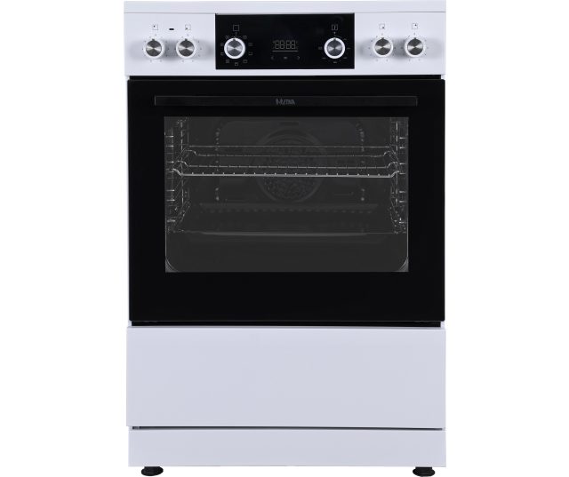 ETNA FI660WIT elektrisch fornuis vooraanzicht met gesloten ovendeur en digitale klok