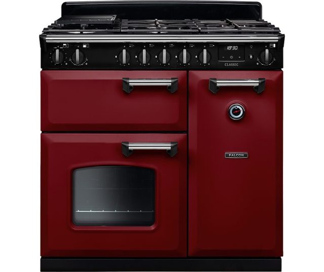 Falcon Classic 2026 90 Gas vooraanzicht in rood met gaskookplaat, twee ovens en bedieningspaneel