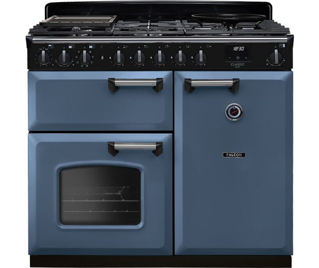 Falcon Classic Deluxe 2026 100 Gas fornuis, vooraanzicht in blauwe kleur met gasfornuis bovenop en twee ovens onderaan