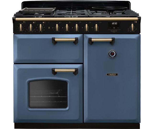 Falcon Classic Deluxe 2026 100 Gas fornuis, vooraanzicht blauwe uitvoering met zwart bedieningspaneel en twee ovens