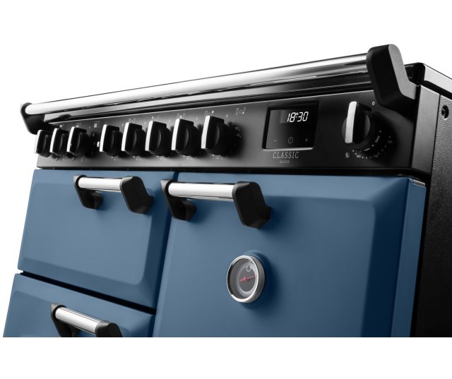 Falcon Classic Deluxe 2026 90 Gas fornuis in lila kleur met oven geopend