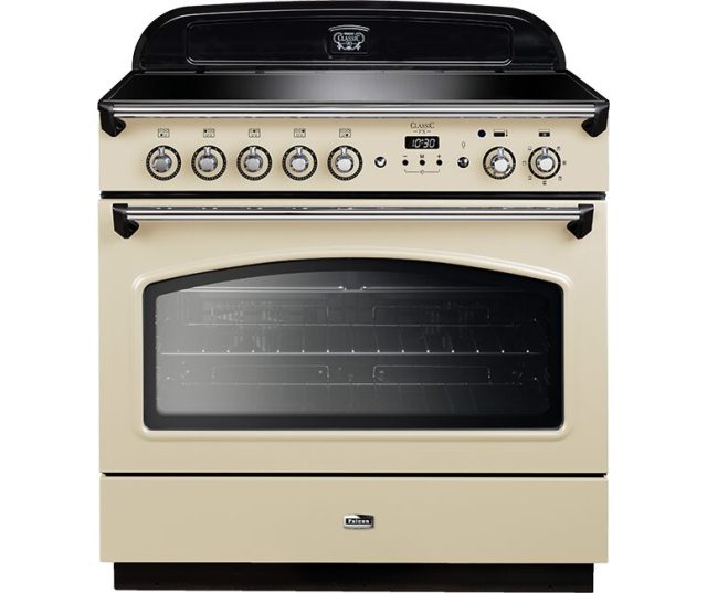 Falcon Classic FX 90 Inductie fornuis vooraanzicht in crème met zwarte knoppen en metallic trim