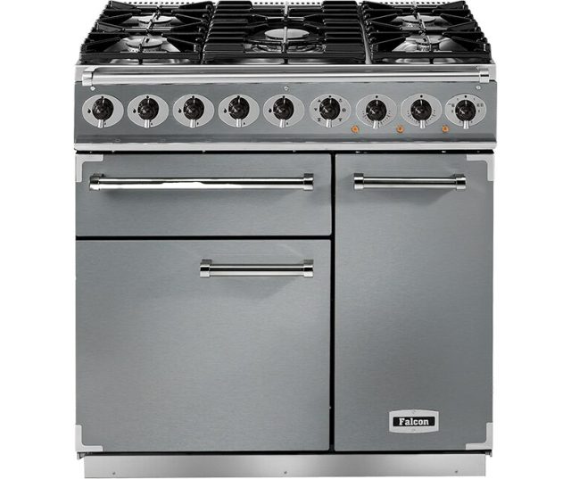 Falcon Deluxe 900 Gas fornuis vooraanzicht met negen gasbrandersplaat en twee ovens in grijs