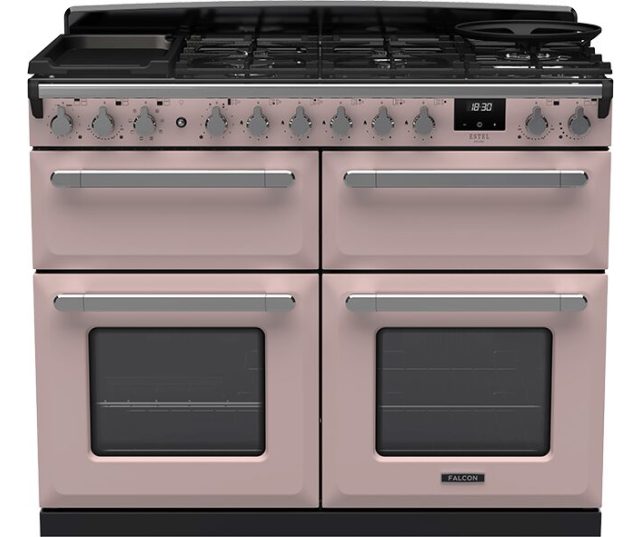 Falcon Estel Deluxe 110 Gas fornuis vooraanzicht in roze met dubbele ovens en gaskookplaat