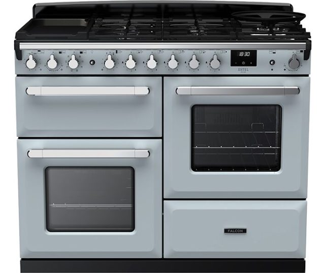 Falcon Estel Deluxe 110 Gas fornuis vooraanzicht lichtblauw met twee ovens en gasfornuis