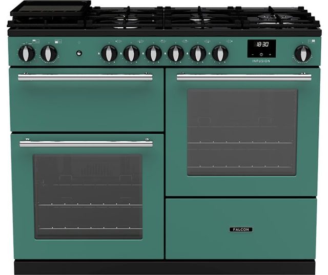 Falcon Infusion 110 Gas 2026 fornuis, vooraanzicht groen met gaskookplaat, bedieningspanelen en twee ovens