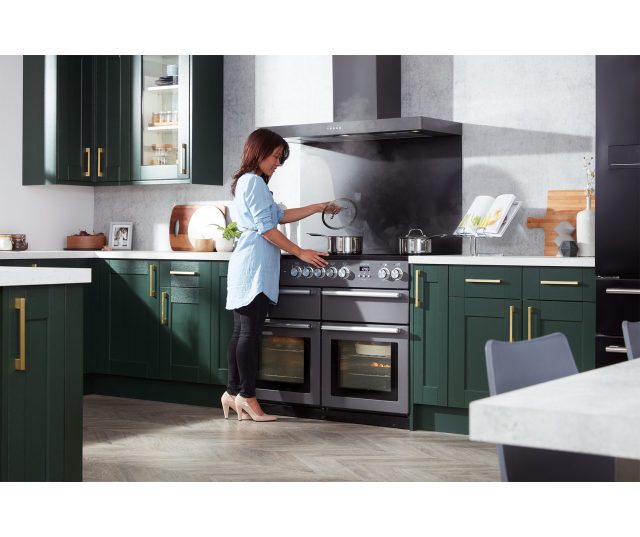 Falcon Nexus SE 110 Gas fornuis creme, vooraanzicht met gaskookplaat en dubbele oven