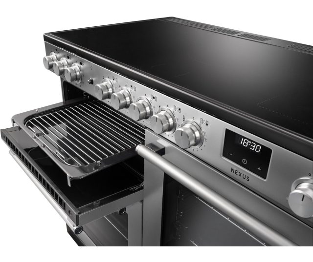 Falcon NEXO110EIPCBL/CM_E1 fornuis stainless steel, geopende grilllade met rooster detail