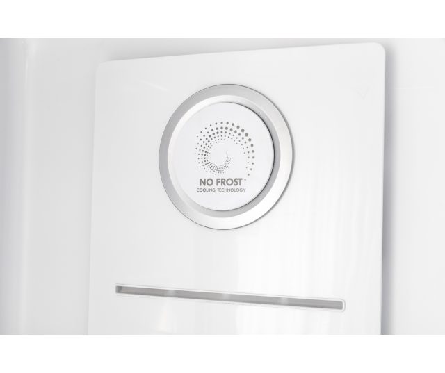 Frilec BREMEN295-NF-040CDI koelkast vrieskast, No Frost logo en bedieningspaneel op deur