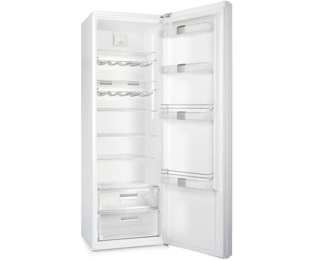 Het interieur van de Gram KS 6456-90 F is praktisch en heel flexibel indeelbaar