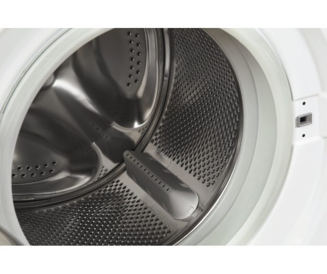 De Indesit BWE 71453X WSSS EU wasmachine heeft een vulinhoud van 7 kilogram.