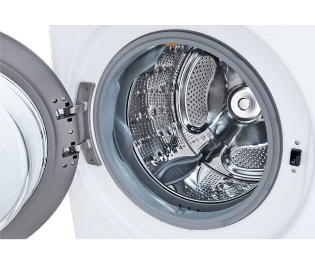 LC0R2N2 wasmachine - 12 kg. of meer