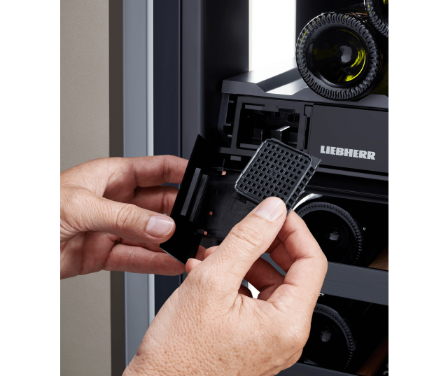 Liebherr UWgbi 3782-20 inbouw zwart glas wijnkoelkast