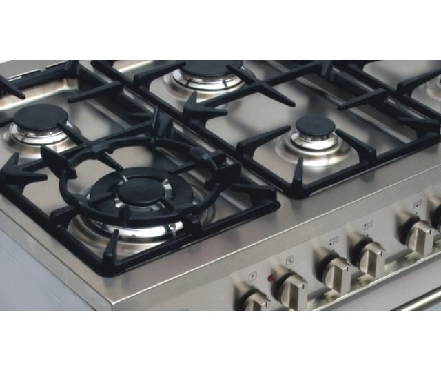 Het kookgedeelte van de M-System MFTD96IX met de wokbrander linksvoor