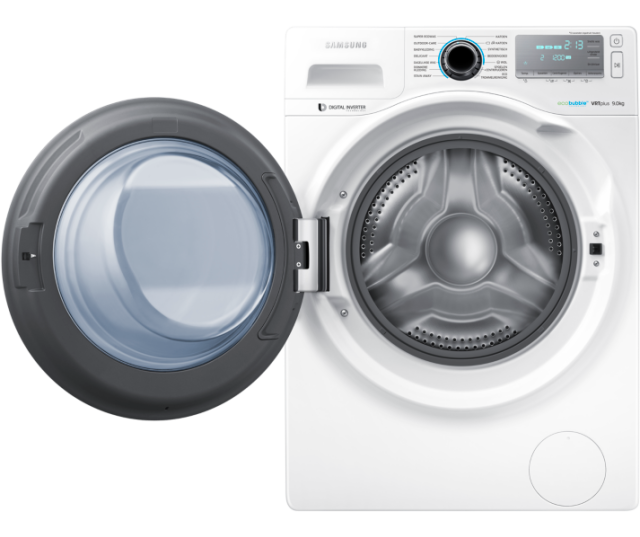 De Samsung WW90H7600EW heeft een extra grote deur