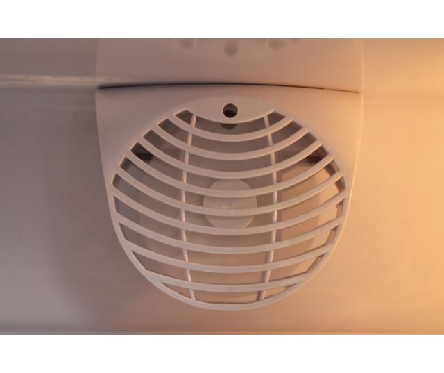 De ventilator zorgt voor een gelijkmatige verdeling van de temperatuur