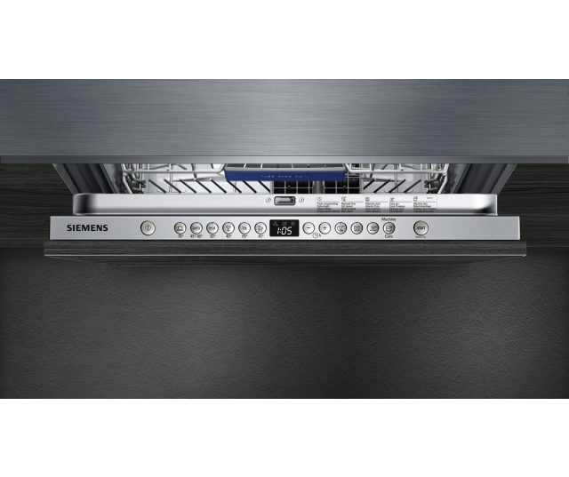 De bediening van de Siemens SN636X10IE is eenvoudig in te stellen en bevindt zich bovenop de deur