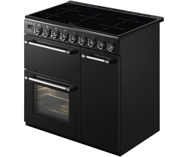 De Smeg BM93IBL is een 5-pits inductie fornuis met 3 verschillende ovens