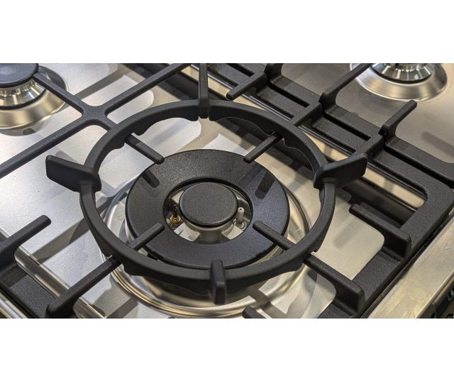 De wokbrander is standaard voorzien van een wokring