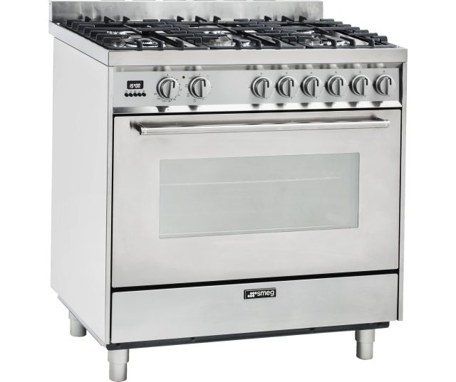 Het strakke design maakt de Smeg DS9GMX fraai te integreren in iedere keuken