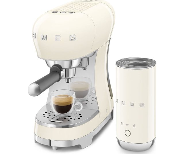 koffiemachine Smeg ECF12CREU - Retro jaren '50 design