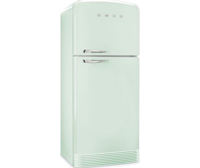 Door de ronde hoeken, de kleur en de chromen details is de Smeg FAB50RPG koelkast groen een echte retro kast