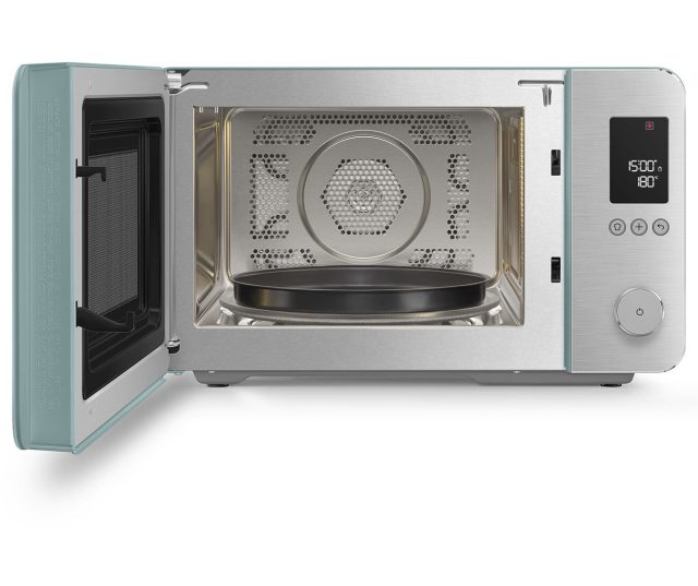 Smeg MOC02EGMEU magnetron combi geopende deur bovenaanzicht met draaiplateau en verwarmingselement