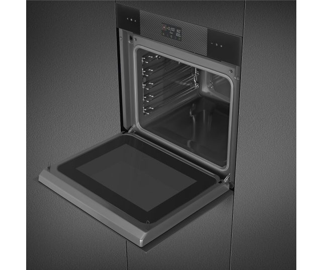 Smeg SO6102M2B3 magnetron combi, geopende deur perspectief met beide kookfuncties
