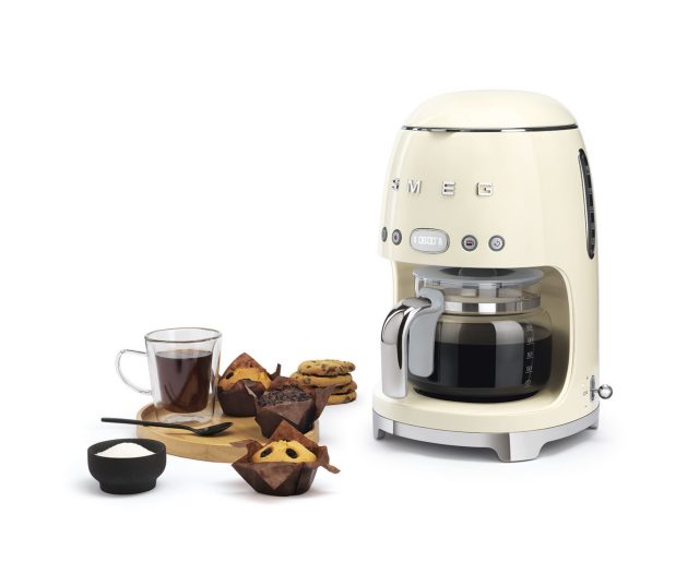 Smeg DCF01CREU koffiemachine creme