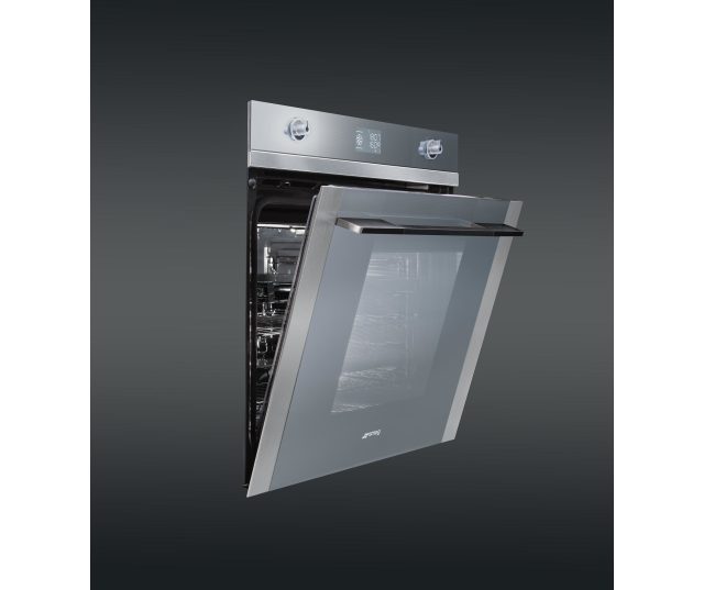 Het design van de Smeg SFP125  behoort tot de Linea Luce serie