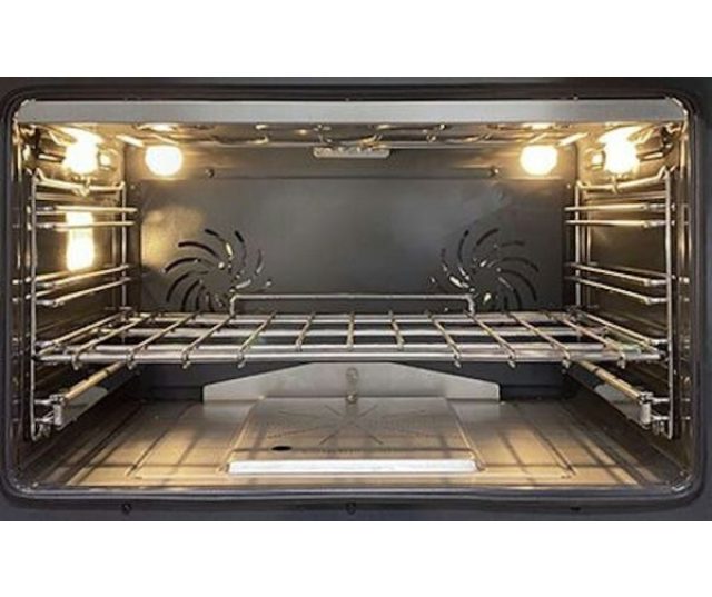 STEEL fornuis - Opbergruimte onder oven