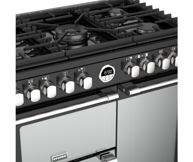De pandragers op het Stoves STERLING S900 DF DELXUE ZWART fornuis zijn van stevig gietijzer