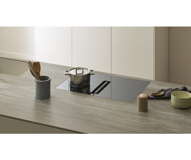V-Zug CombiCookTop V2000 inbouw inductie kookplaat met afzuiging