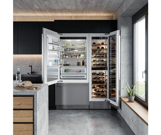V-Zug CombiCooler V6000 Supreme koelkast met bijpassende wijnkoelkast. Beide voorzien van rvs voorzetdeur.