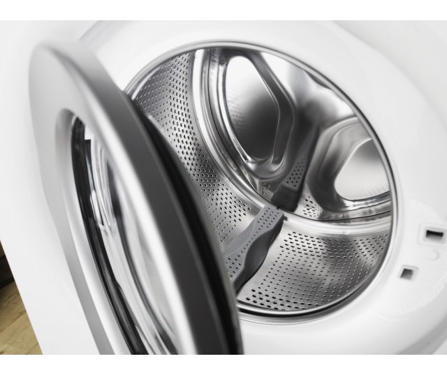 De Asko W6884 ECO wasmachine heeft een unieke trommel afsluiting zonder manchet: minder kans op lekkage en veel eenvoudiger wasgoed uit de trommel halen