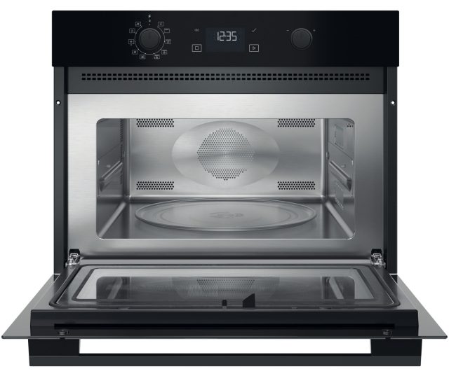 Whirlpool MBP A540 B magnetron combi, geopende deur met zicht op magnetronkamer, draaitafel en interieur