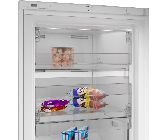 Whirlpool WHMFF 1292 W4E vrieskast onderste vrijviezer leeg met witte interieur