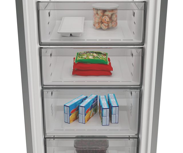Whirlpool WHMFF 6314 W6E vriezer deurvakken bovenkant met voedsel en bevroren producten