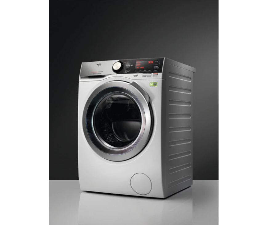 AEG L8FEN96CS wasmachine